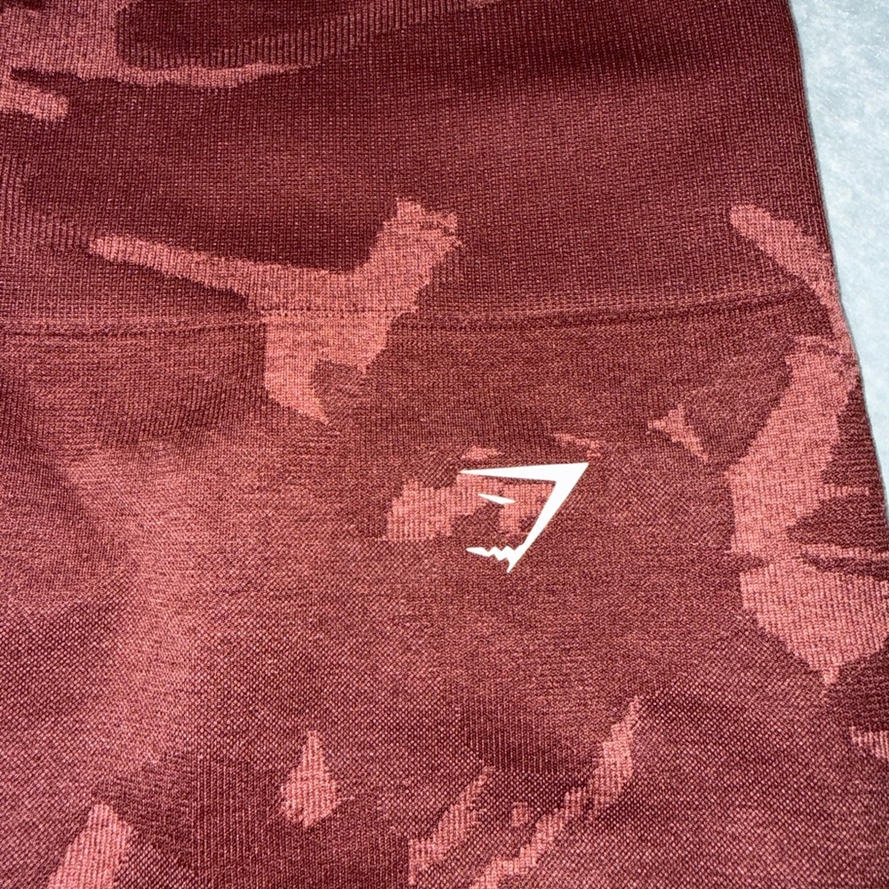 Gymshark XXL Burgundy Camouflage Leggings